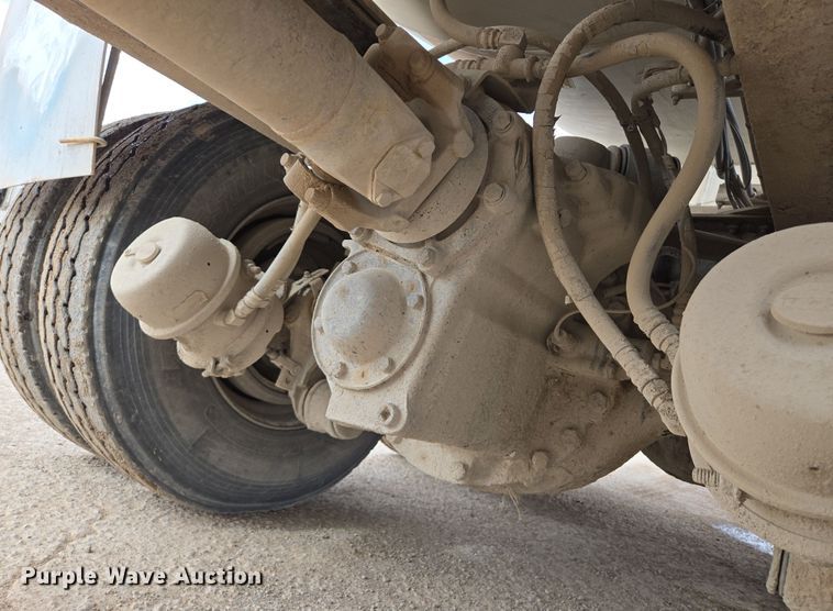 image for item DW1848 2008 Kenworth W900 ready mix truck