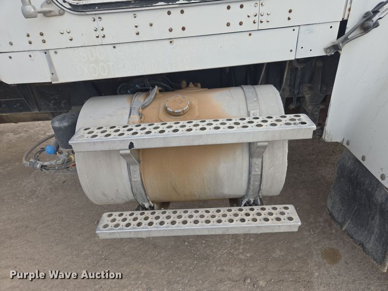 image for item DW1849 2008 Kenworth W900 ready mix truck