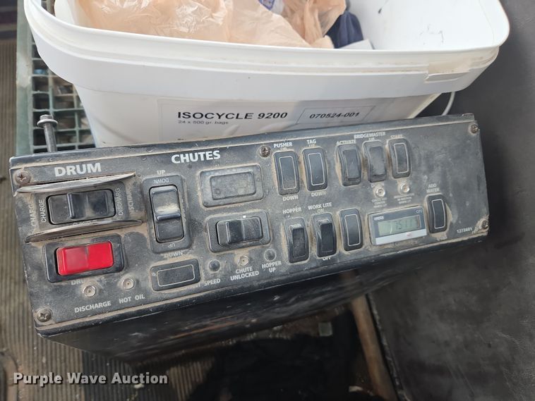 image for item DW1849 2008 Kenworth W900 ready mix truck