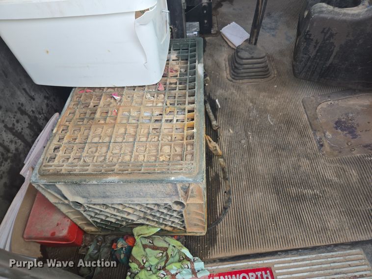 image for item DW1849 2008 Kenworth W900 ready mix truck