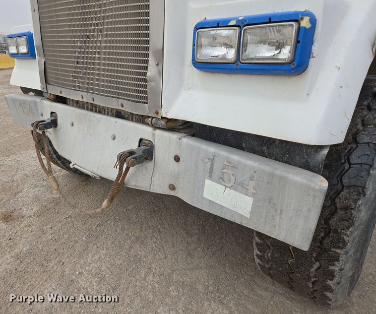 image for item DW1850 2009 Kenworth W900 ready mix truck