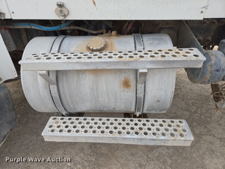 image for item DW1850 2009 Kenworth W900 ready mix truck