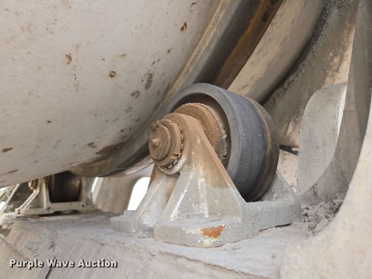 image for item DW1850 2009 Kenworth W900 ready mix truck