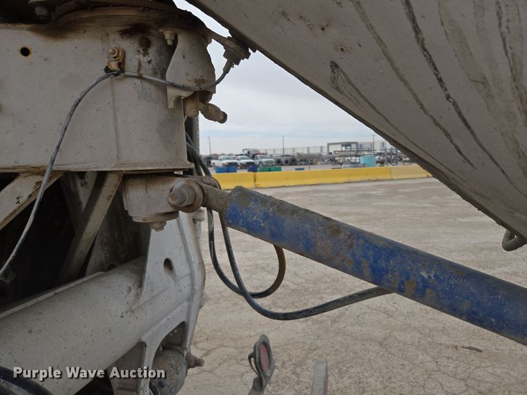 image for item DW1850 2009 Kenworth W900 ready mix truck