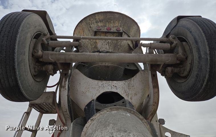 image for item DW1850 2009 Kenworth W900 ready mix truck