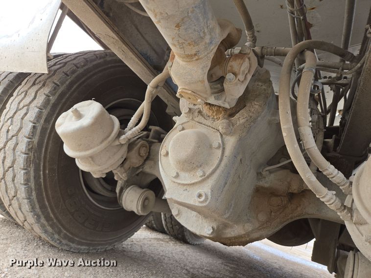 image for item DW1850 2009 Kenworth W900 ready mix truck