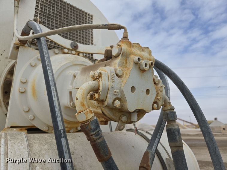 image for item DW1850 2009 Kenworth W900 ready mix truck