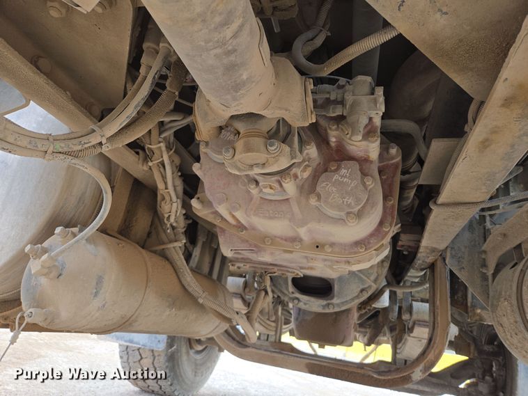 image for item DW1850 2009 Kenworth W900 ready mix truck