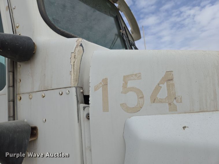 image for item DW1850 2009 Kenworth W900 ready mix truck