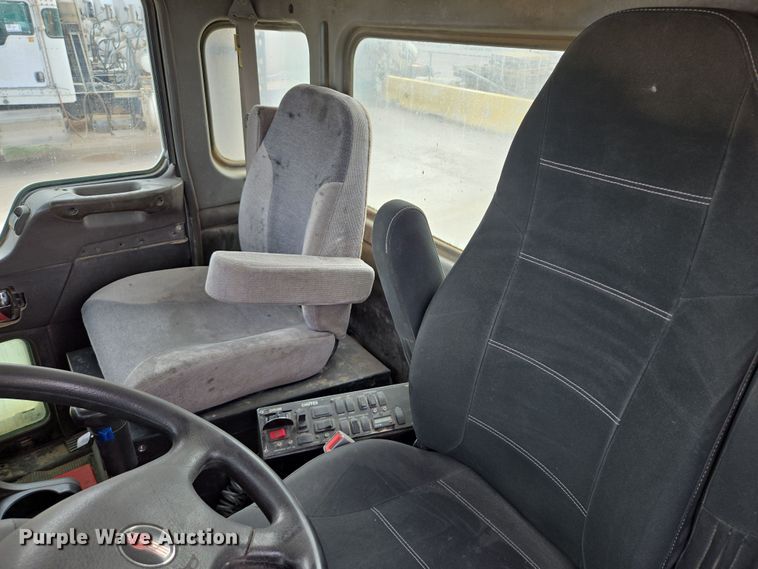 image for item DW1850 2009 Kenworth W900 ready mix truck