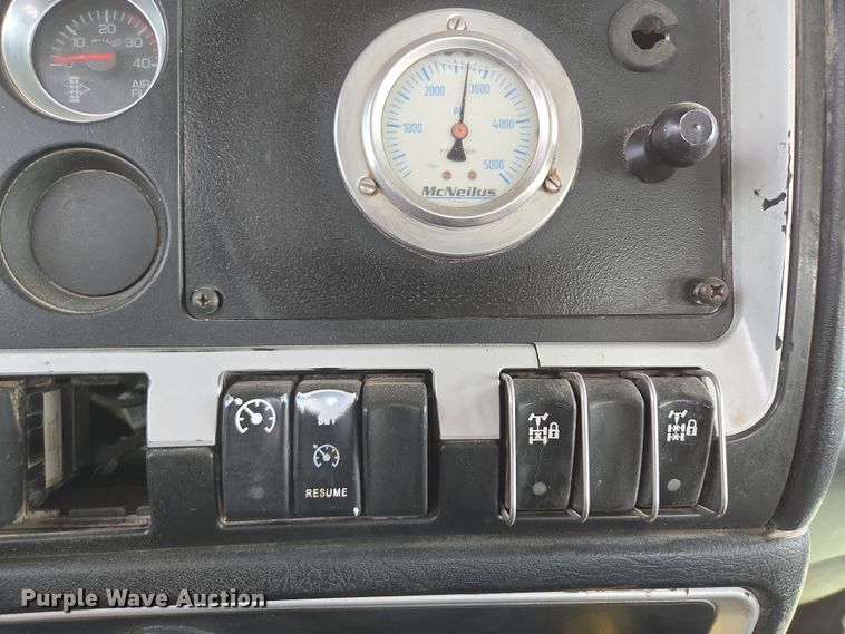 image for item DW1850 2009 Kenworth W900 ready mix truck