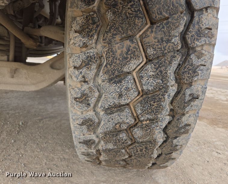 image for item DW1850 2009 Kenworth W900 ready mix truck