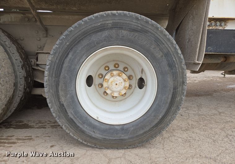 image for item DW1850 2009 Kenworth W900 ready mix truck