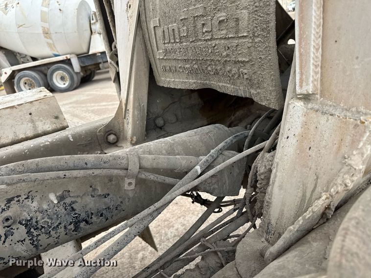 image for item DW1851 2009 Kenworth W900 ready mix truck