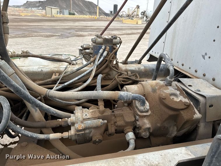 image for item DW1851 2009 Kenworth W900 ready mix truck