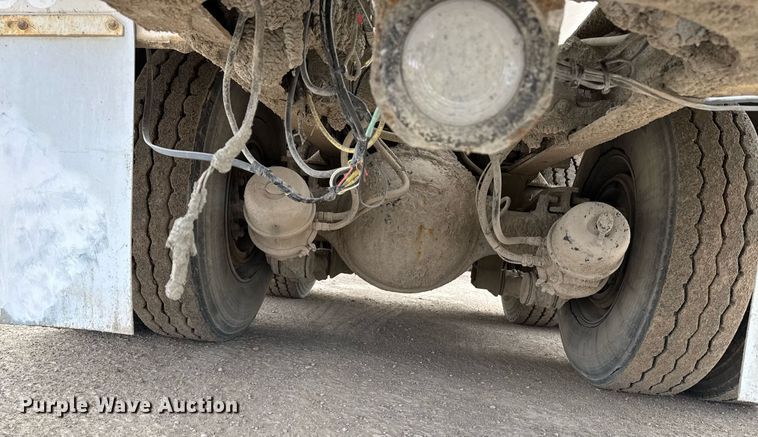 image for item DW1851 2009 Kenworth W900 ready mix truck