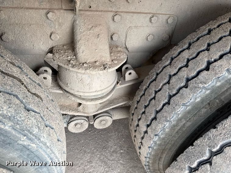 image for item DW1851 2009 Kenworth W900 ready mix truck