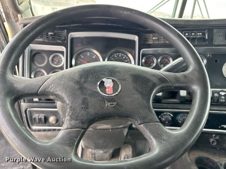 image for item DW1851 2009 Kenworth W900 ready mix truck