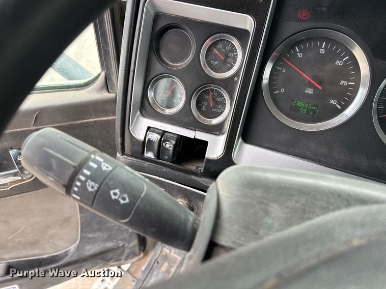 image for item DW1851 2009 Kenworth W900 ready mix truck