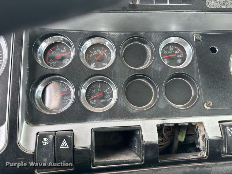 image for item DW1851 2009 Kenworth W900 ready mix truck