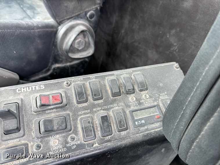 image for item DW1851 2009 Kenworth W900 ready mix truck