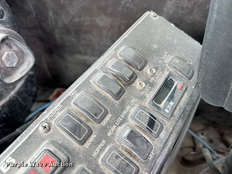 image for item DW1851 2009 Kenworth W900 ready mix truck