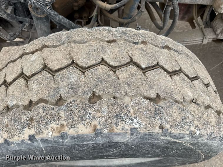 image for item DW1851 2009 Kenworth W900 ready mix truck