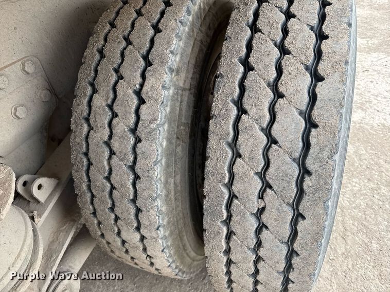 image for item DW1851 2009 Kenworth W900 ready mix truck