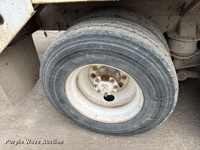 image for item DW1851 2009 Kenworth W900 ready mix truck