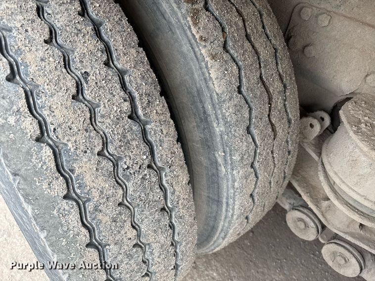 image for item DW1851 2009 Kenworth W900 ready mix truck