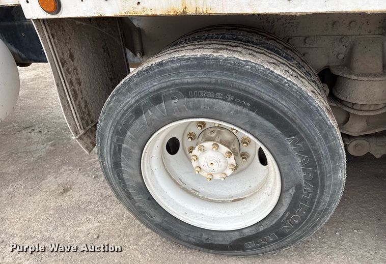 image for item DW1851 2009 Kenworth W900 ready mix truck