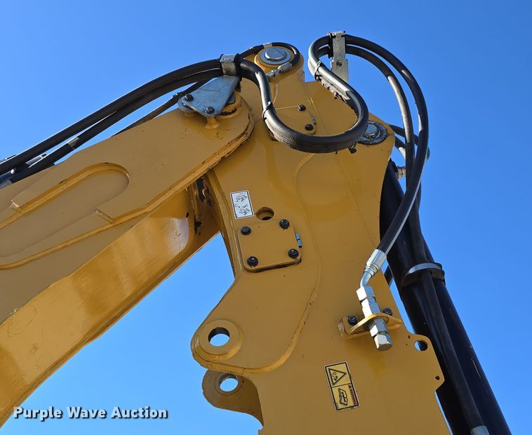 image for item DW3080 2017 Caterpillar 430F2 backhoe