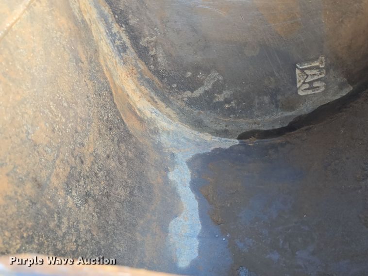 image for item DW3080 2017 Caterpillar 430F2 backhoe