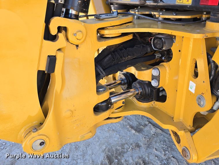 image for item DW3080 2017 Caterpillar 430F2 backhoe