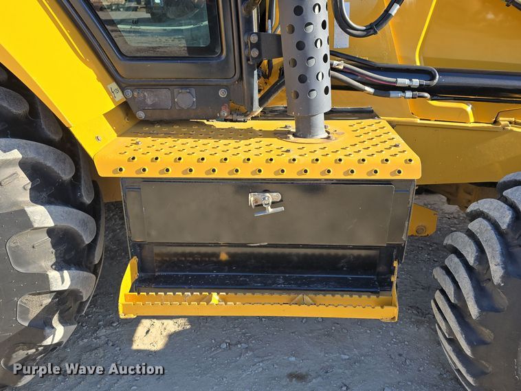 image for item DW3080 2017 Caterpillar 430F2 backhoe