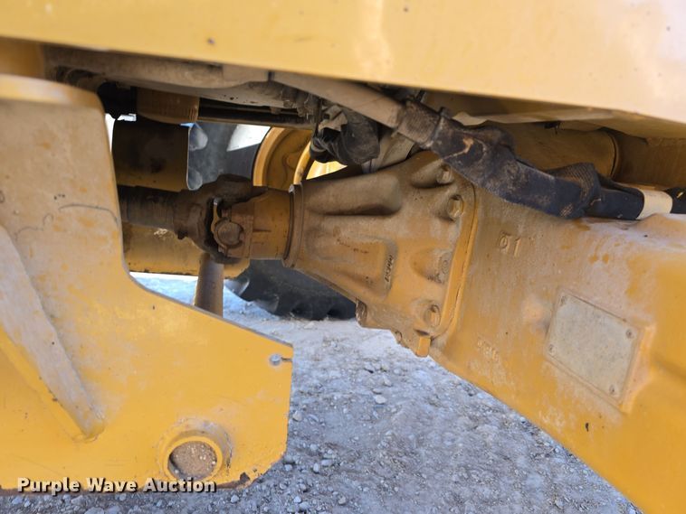 image for item DW3080 2017 Caterpillar 430F2 backhoe