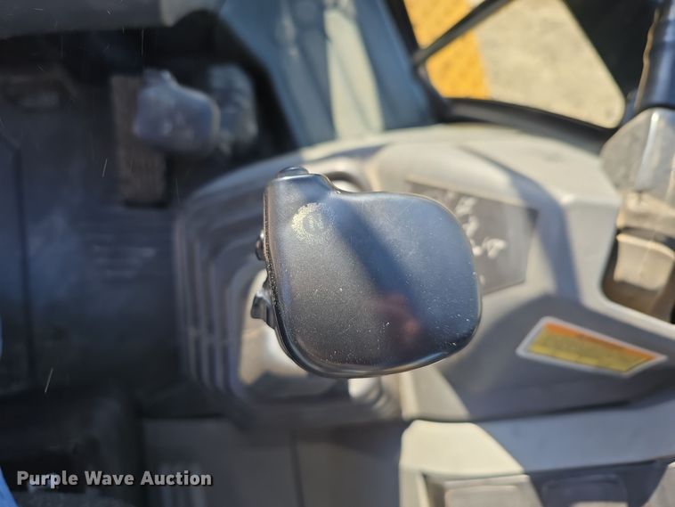 image for item DW3080 2017 Caterpillar 430F2 backhoe