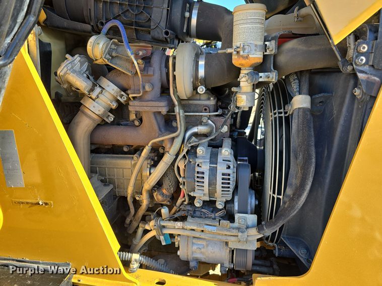 image for item DW3080 2017 Caterpillar 430F2 backhoe