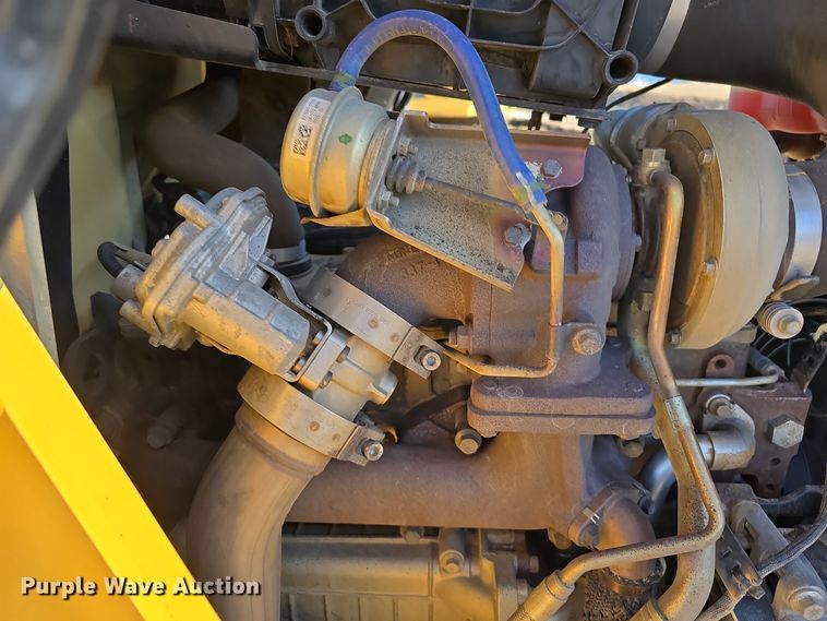 image for item DW3080 2017 Caterpillar 430F2 backhoe