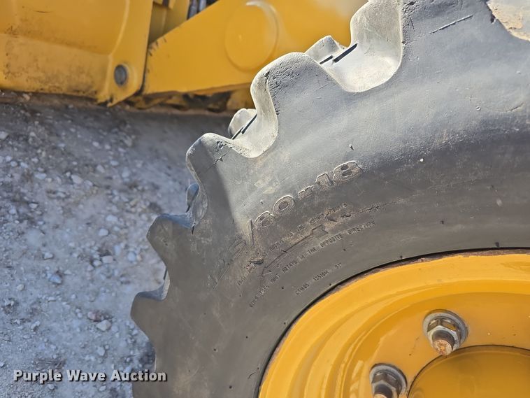 image for item DW3080 2017 Caterpillar 430F2 backhoe