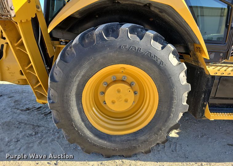 image for item DW3080 2017 Caterpillar 430F2 backhoe