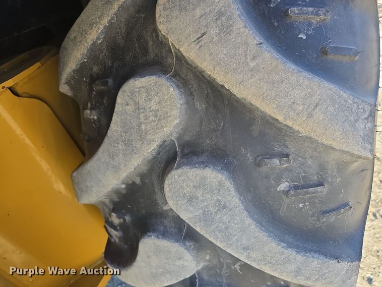 image for item DW3080 2017 Caterpillar 430F2 backhoe