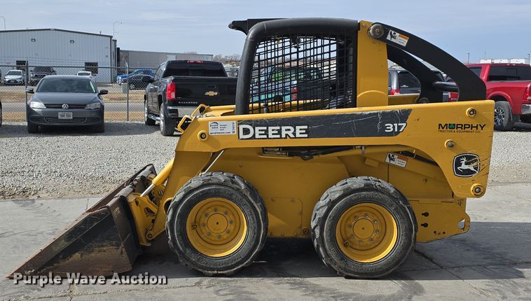 image for item DW3101 2007 John Deere 317 skid steer loader