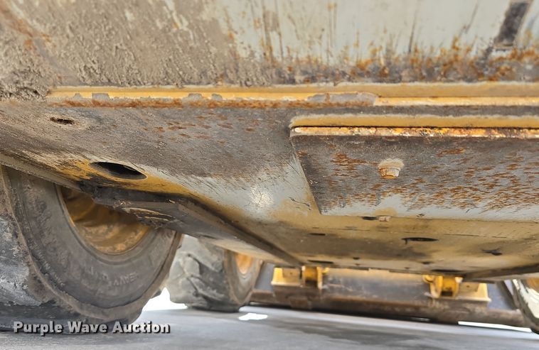 image for item DW3101 2007 John Deere 317 skid steer loader