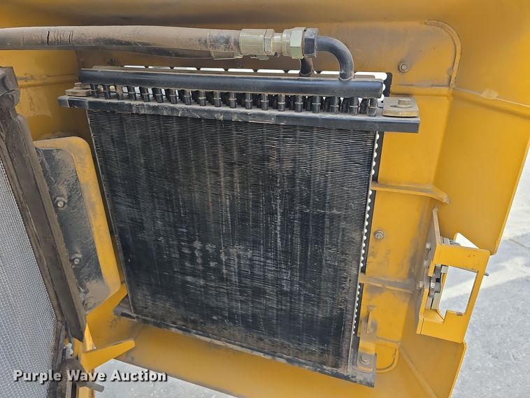 image for item DW3101 2007 John Deere 317 skid steer loader