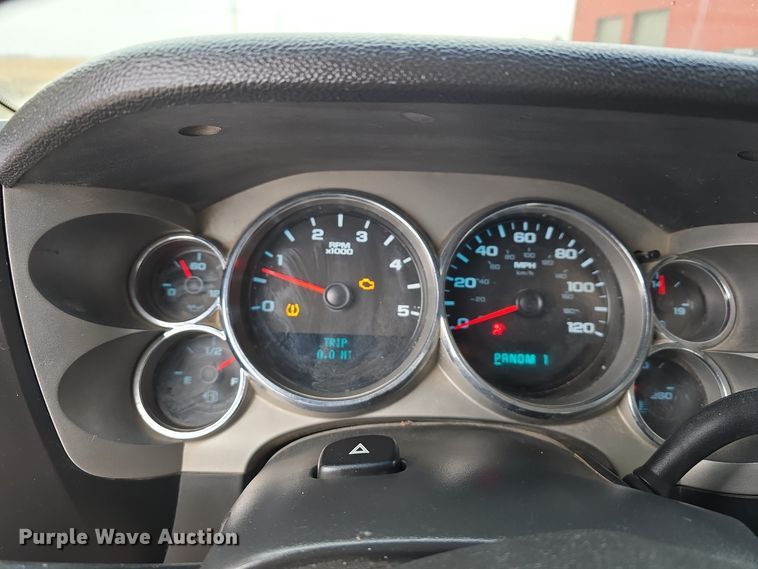 image for item DW3103 2008 Chevrolet Silverado 2500HD Crew Cab pickup truck