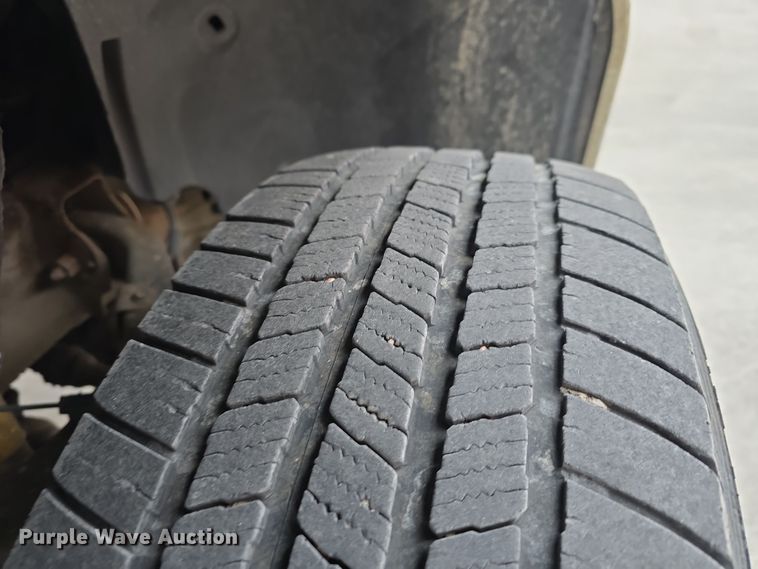 image for item DW3103 2008 Chevrolet Silverado 2500HD Crew Cab pickup truck