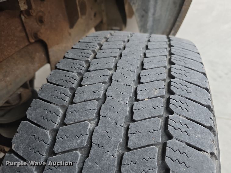 image for item DW3103 2008 Chevrolet Silverado 2500HD Crew Cab pickup truck