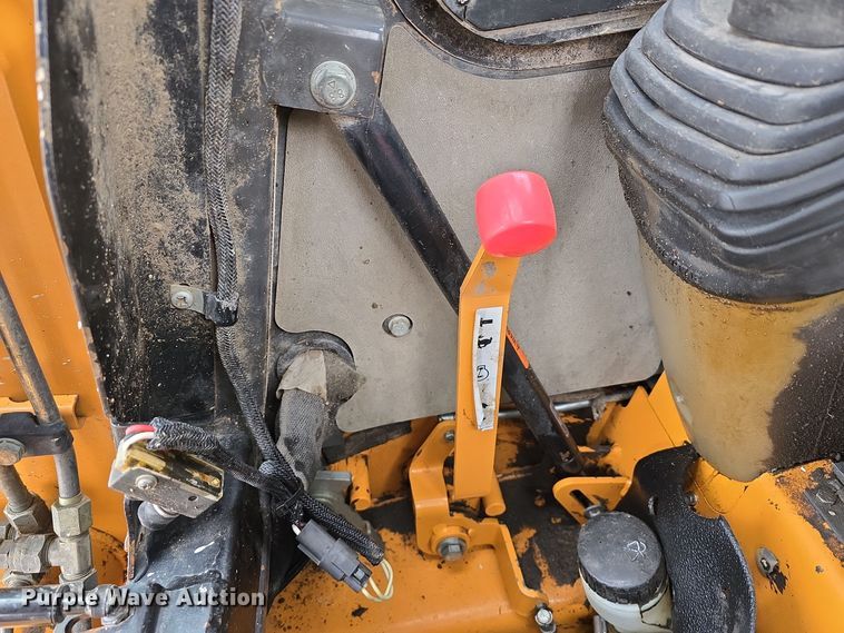 image for item DW3105 2011 Case 440CT Series 3 tracked skid steer loader