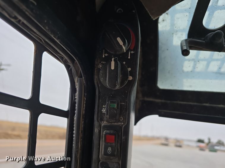 image for item DW3105 2011 Case 440CT Series 3 tracked skid steer loader